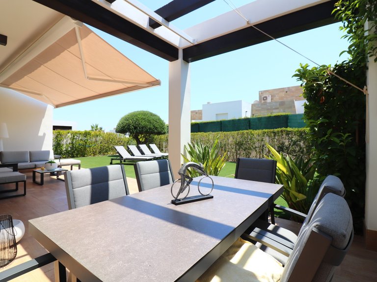 Villa for Sale in La Finca Golf Resort, Algorfa, Alicante 4