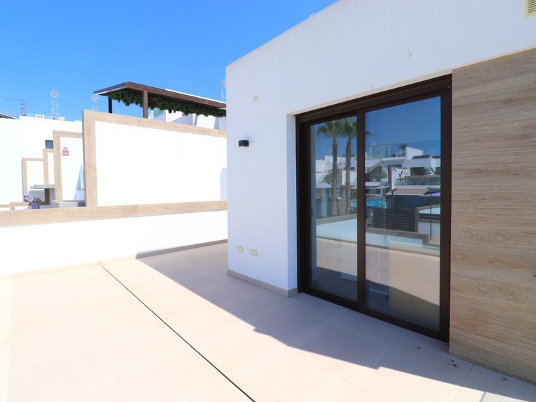 Villa for Sale in Benijofar - Village, Benijofar, Alicante 18