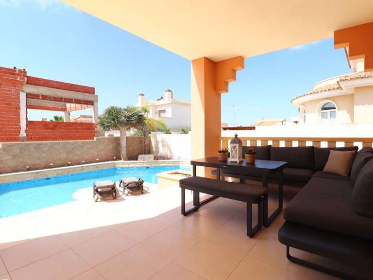 Villa for Sale in La Fiesta, Ciudad Quesada, Alicante 18