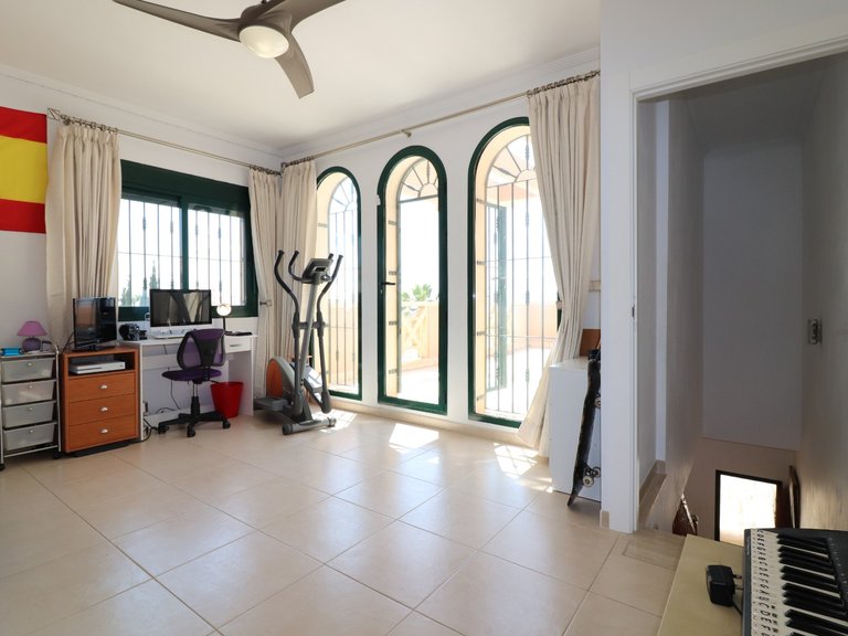Villa for Sale in La Fiesta, Ciudad Quesada, Alicante 14