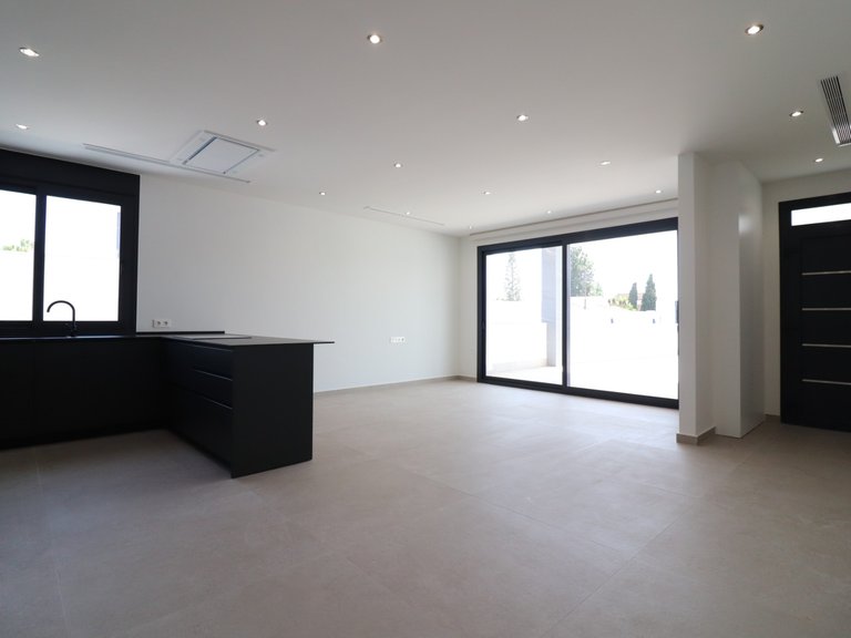 Villa for Sale in Ciudad Quesada - Town, Ciudad Quesada, Alicante 10