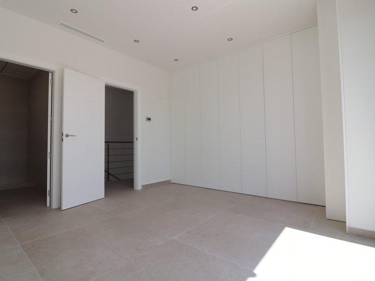 Villa for Sale in Ciudad Quesada - Town, Ciudad Quesada, Alicante 24
