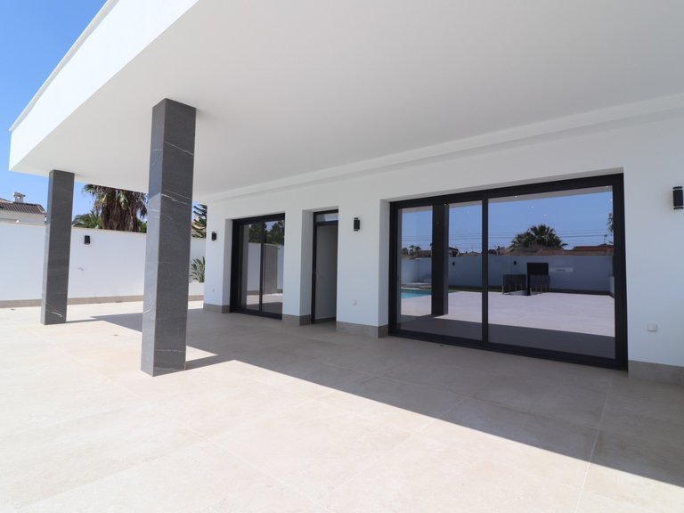 Villa for Sale in Ciudad Quesada - Town, Ciudad Quesada, Alicante 5