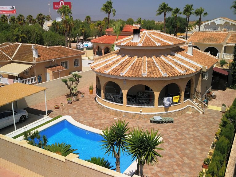 Villa for Sale in Monte Azul, Benijófar, Alicante 1