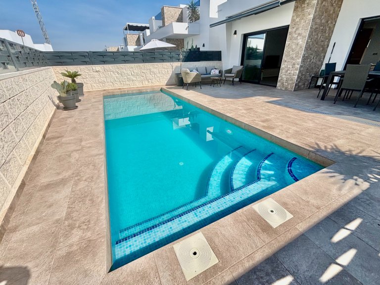 Villa for Sale in Benijofar - Village, Benijófar, Alicante 4