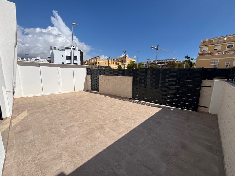 Villa for Sale in Benijofar - Village, Benijófar, Alicante 18