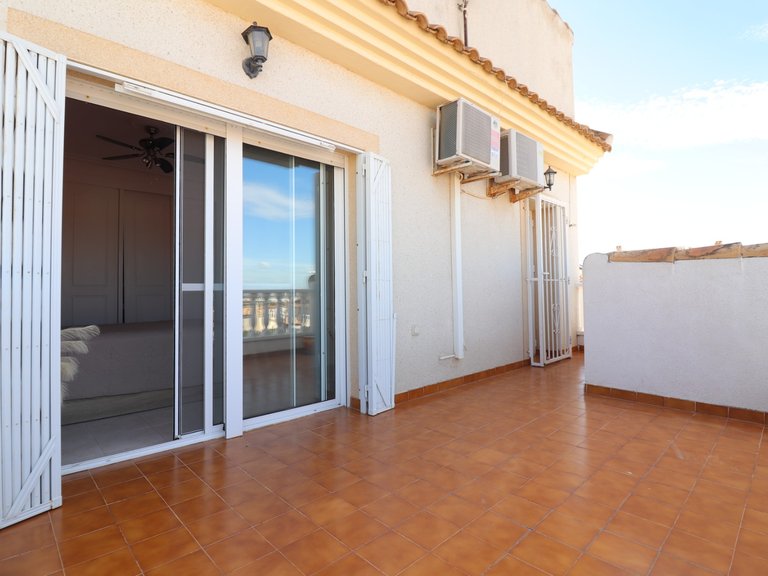 Villa for Sale in Benijófar, Alicante 19