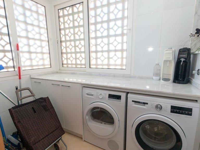 Apartment for Sale in Playa Del Cura, Torrevieja, Alicante 8