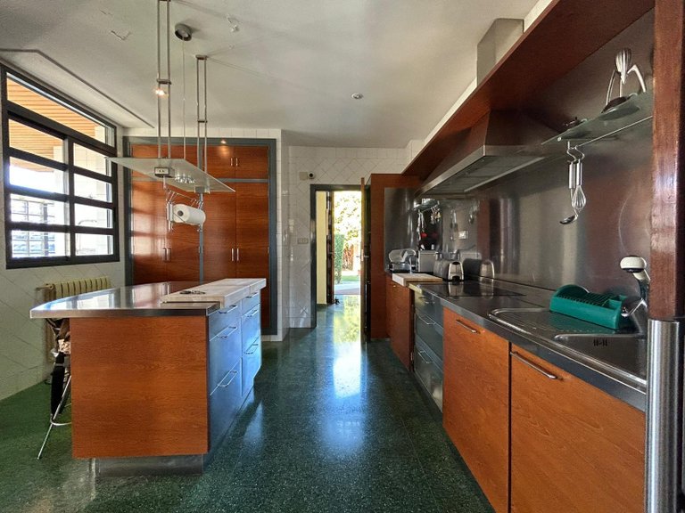 Villa for Sale in Dehesa de Campoamor, Orihuela Costa, Alicante 9