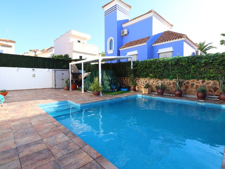 Villa for Sale in Villamartin, Orihuela Costa, Alicante 2