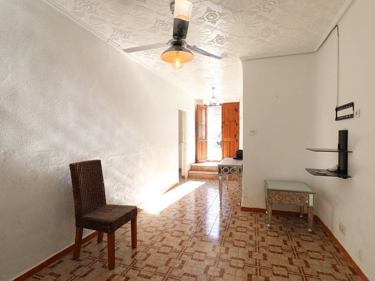Villa for Sale in Benijofar - Village, Benijófar, Alicante 7
