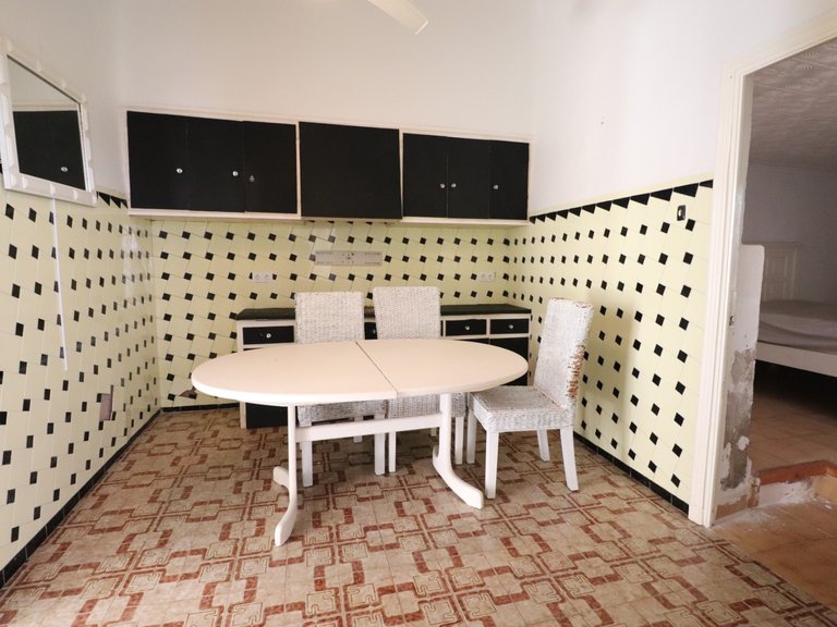Villa for Sale in Benijofar - Village, Benijófar, Alicante 10