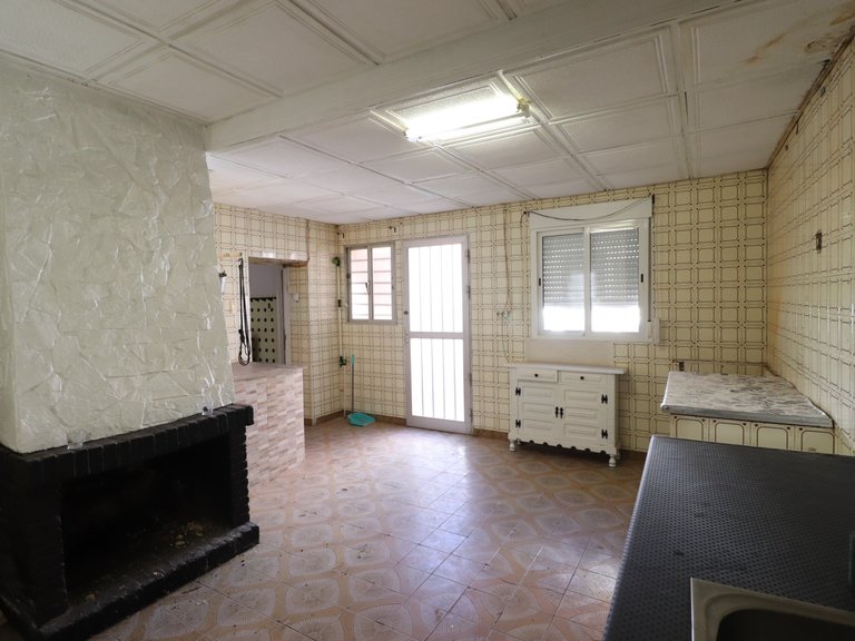 Villa for Sale in Benijofar - Village, Benijófar, Alicante 11