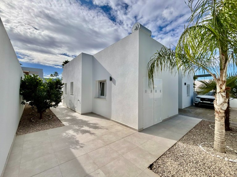 Villa for Sale in Benijofar - Village, Benijófar, Alicante 27