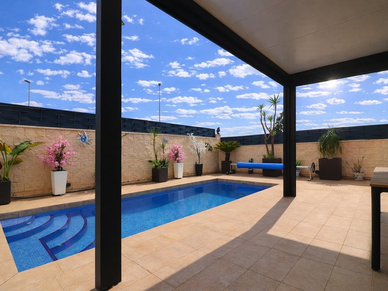Villa for Sale in Benijofar - Village, Benijófar, Alicante 22