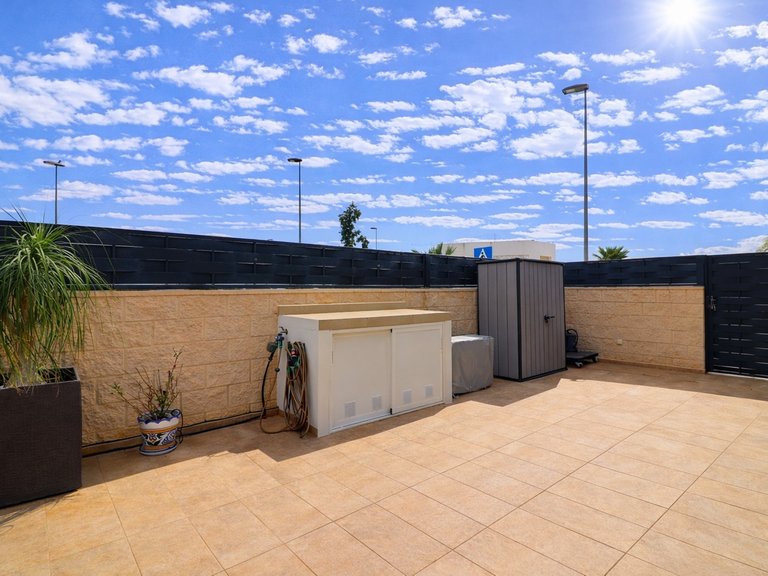 Villa for Sale in Benijofar - Village, Benijófar, Alicante 24
