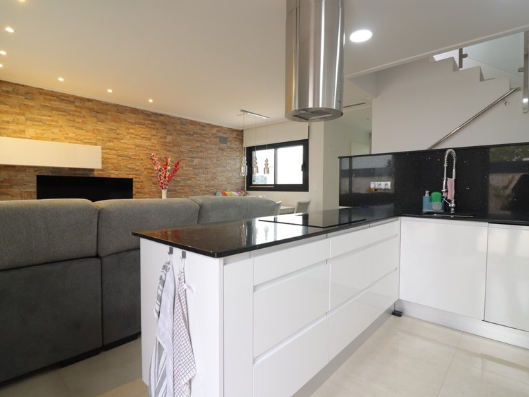 Villa for Sale in Benijofar - Village, Benijófar, Alicante 7