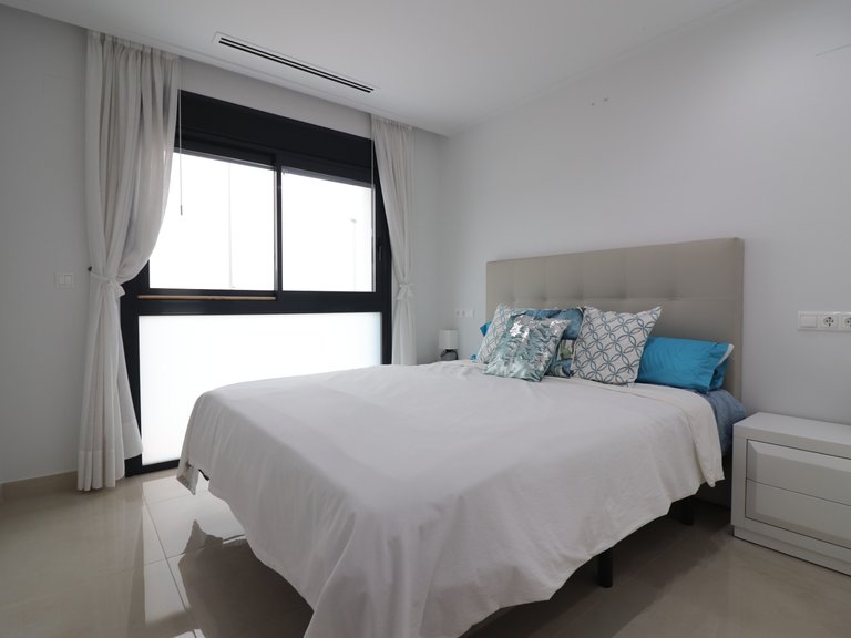 Villa for Sale in Benijofar - Village, Benijófar, Alicante 17