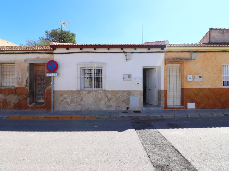 Villa for Sale in Benijofar - Village, Benijófar, Alicante 17