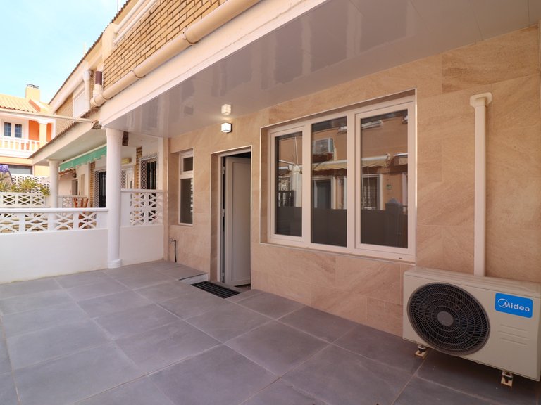 Apartment for Sale in Torre La Mata, Torrevieja, Alicante 16