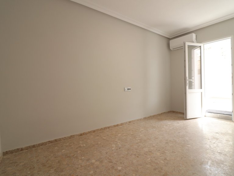 Apartment for Sale in Torre La Mata, Torrevieja, Alicante 11
