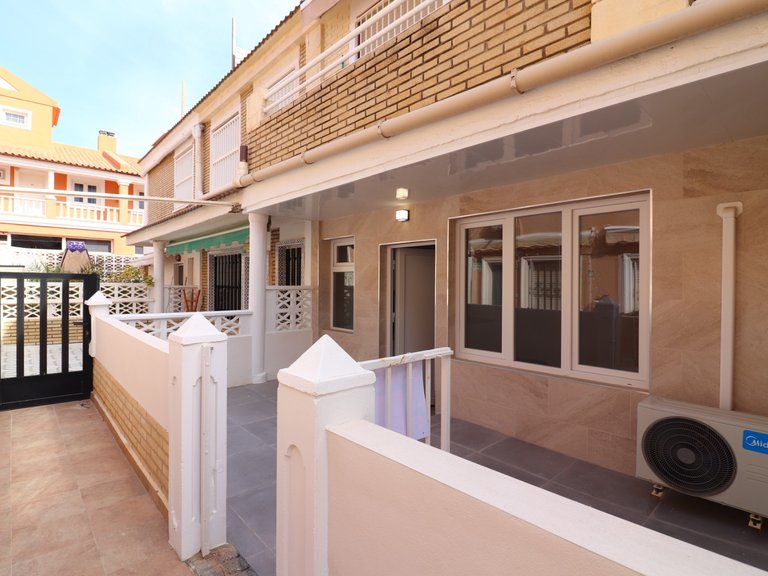Apartment for Sale in Torre La Mata, Torrevieja, Alicante 15