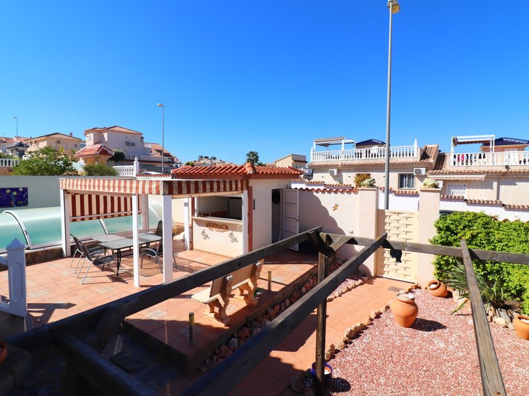 Villa for Sale in Benimar II, Benimar, Alicante 30