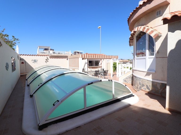 Villa for Sale in Benimar II, Benimar, Alicante 28