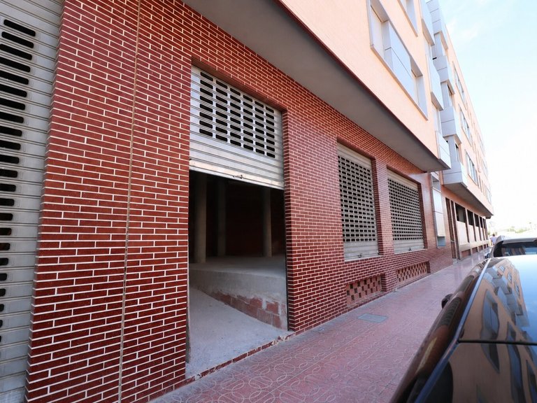 Commercial for Sale in Rojales - Village, Rojales, Alicante 5