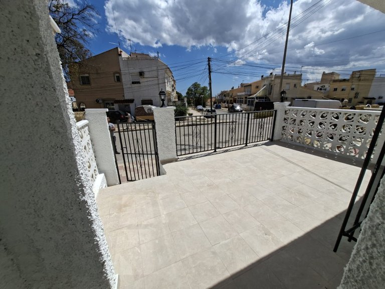 Town House for Sale in La Marina - Urbanization, La Marina, Alicante 14