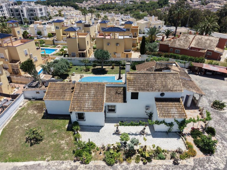 Villa for Sale in Costa Blanca Orihuela Costa, Alicante 1