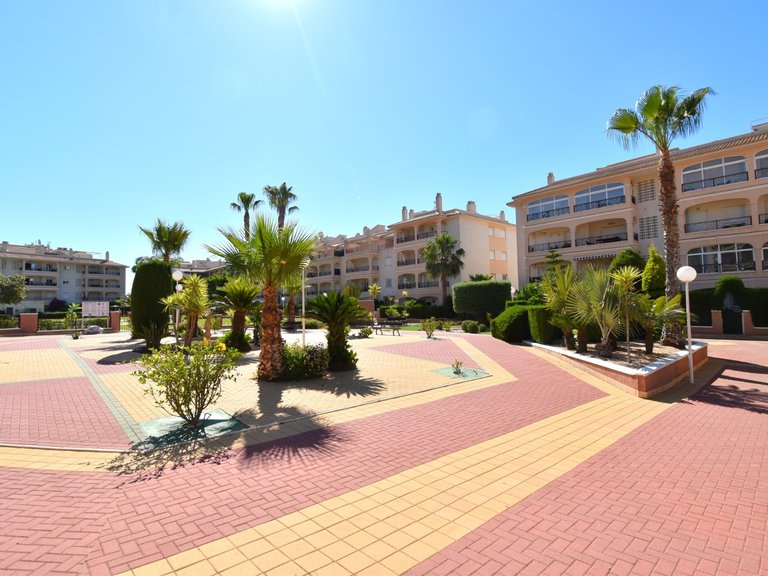 Town House for Sale in Costa Blanca Orihuela Costa, Alicante 2