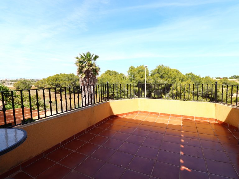 Villa for Sale in Inland Algorfa, Alicante 4