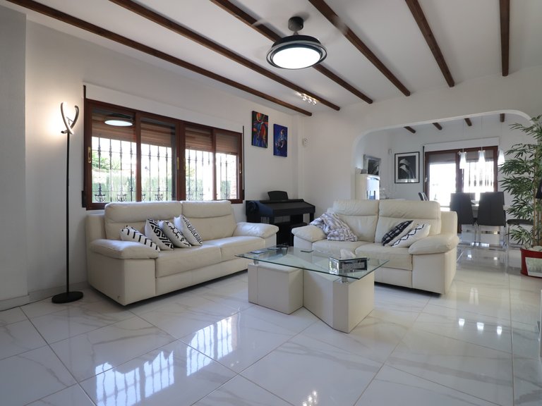 Villa for Sale in Costa Blanca Formentera Del Segura, Alicante 6