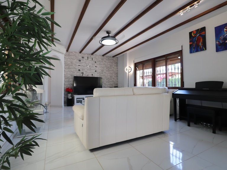 Villa for Sale in Costa Blanca Formentera Del Segura, Alicante 7