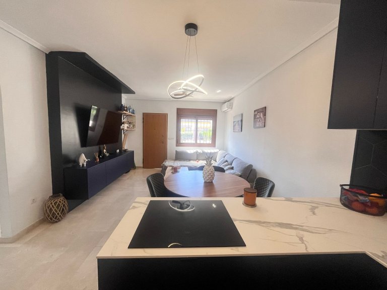 Town House for Sale in Villamartin, Alicante 3