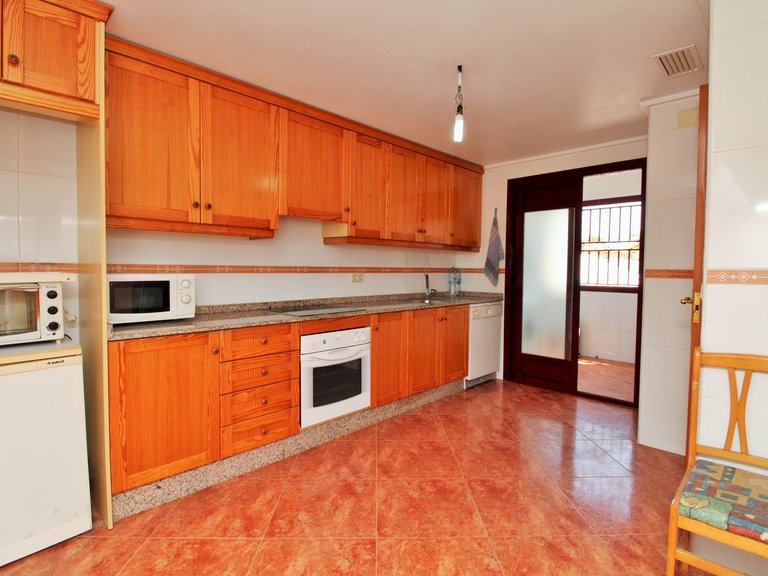 Town House for Sale in Los Desamparados, Alicante 13