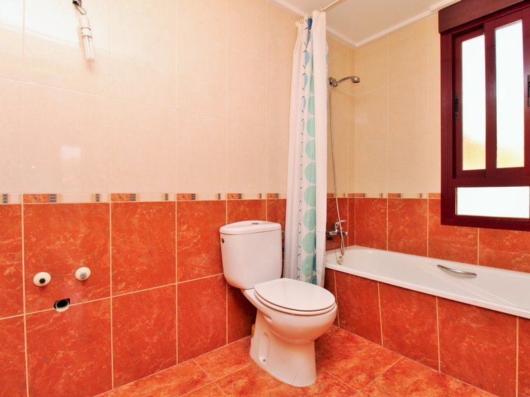 Town House for Sale in Los Desamparados, Alicante 18