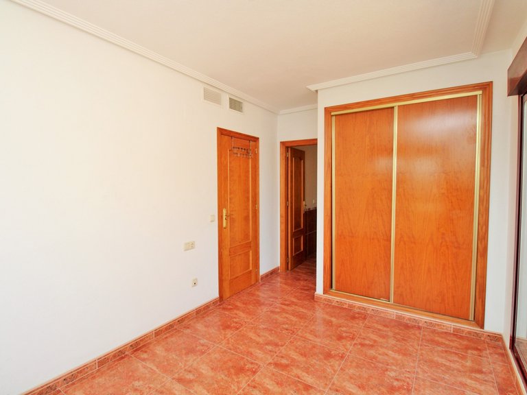 Town House for Sale in Los Desamparados, Alicante 17