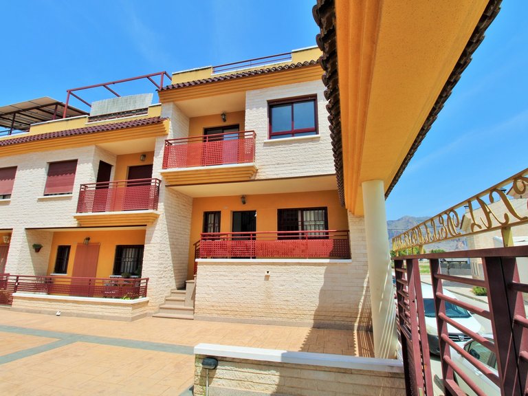 Town House for Sale in Los Desamparados, Alicante 35