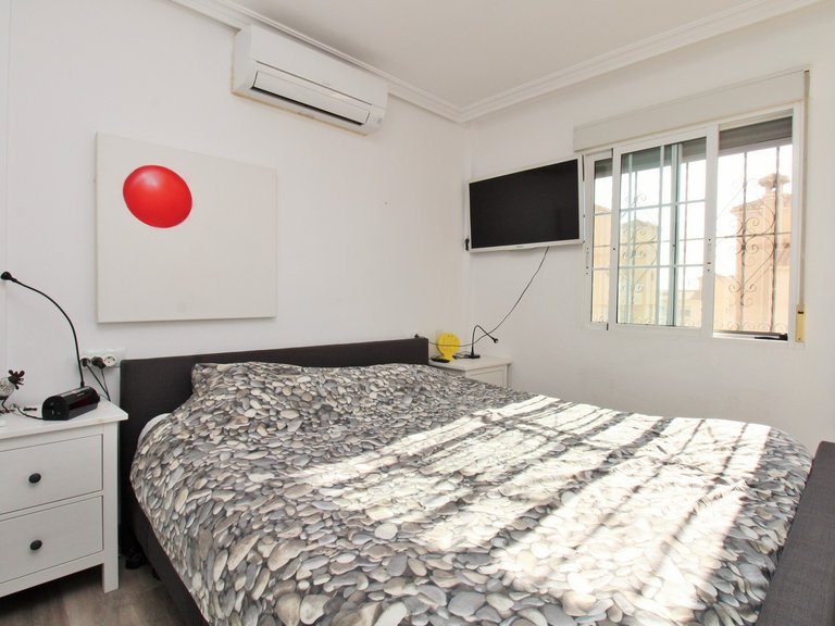 Town House for Sale in Villamartin, Alicante 16