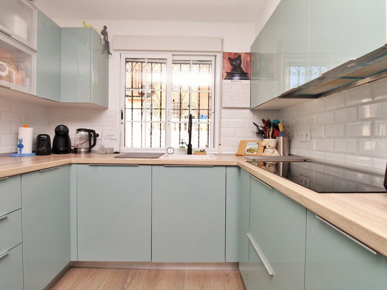 Town House for Sale in Villamartin, Alicante 12