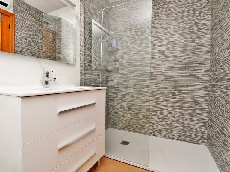 Apartment for Sale in Villamartin, Alicante 13