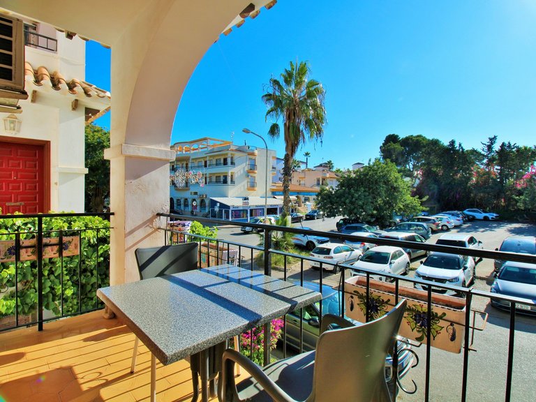 Apartment for Sale in Villamartin, Alicante 1