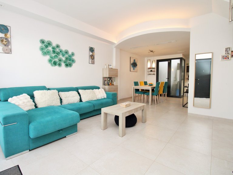 Town House for Sale in Villamartin, Alicante 4