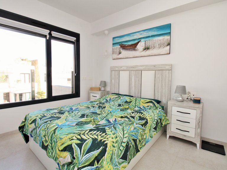 Town House for Sale in Villamartin, Alicante 15