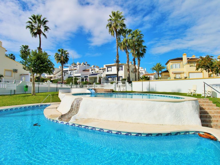Town House for Sale in Villamartin, Alicante 27