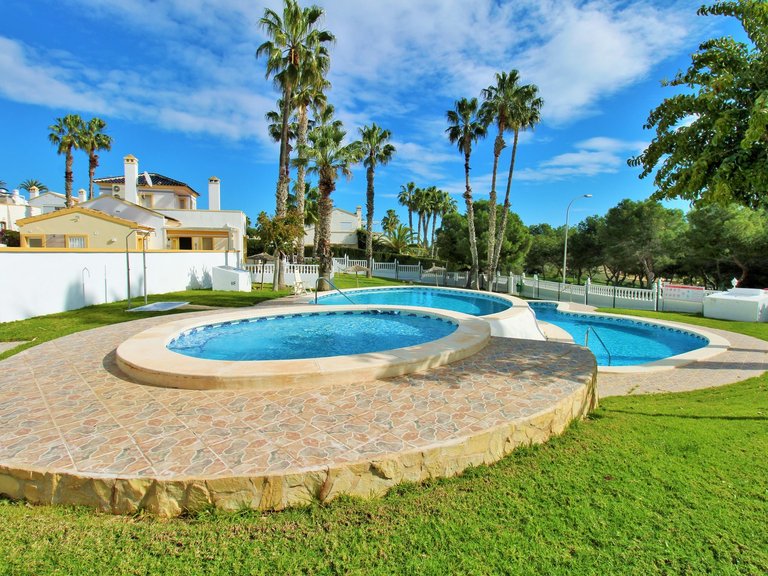 Town House for Sale in Villamartin, Alicante 25