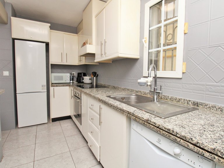 Town House for Sale in Villamartin, Alicante 12