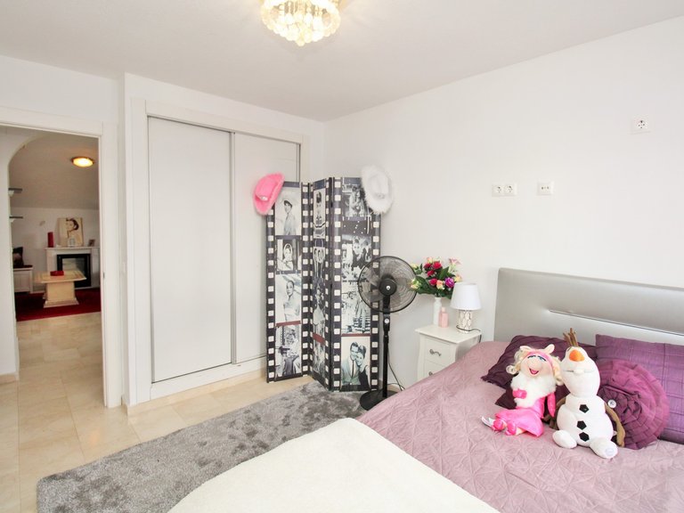 Town House for Sale in Villamartin, Alicante 20
